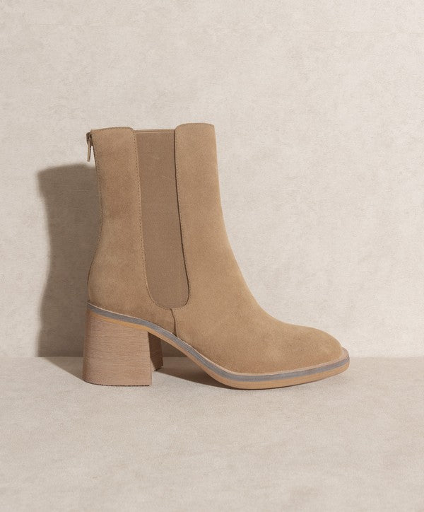 Olivia - Chelsea Heel Boots