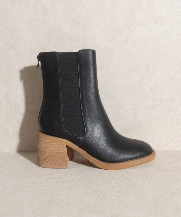 Olivia - Chelsea Heel Boots